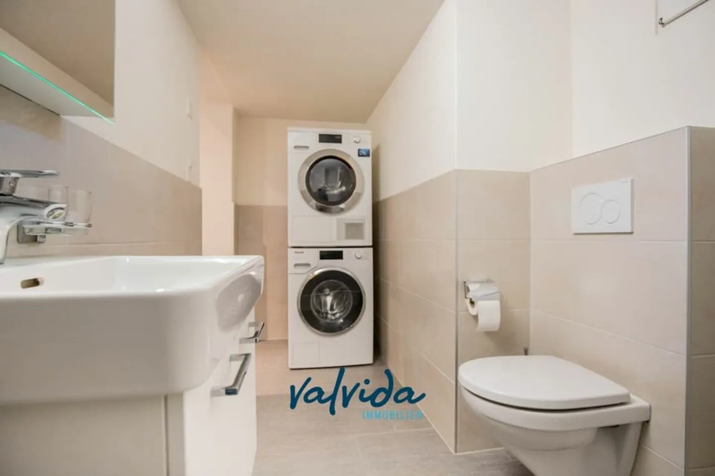 Moderne 3.5-Zimmerwohnung in Varen - Foto 4 von 9