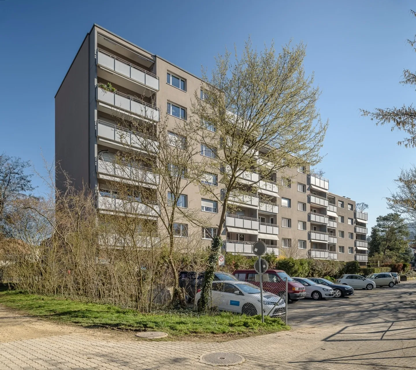 Apartment for rent - Photo 2 of 10