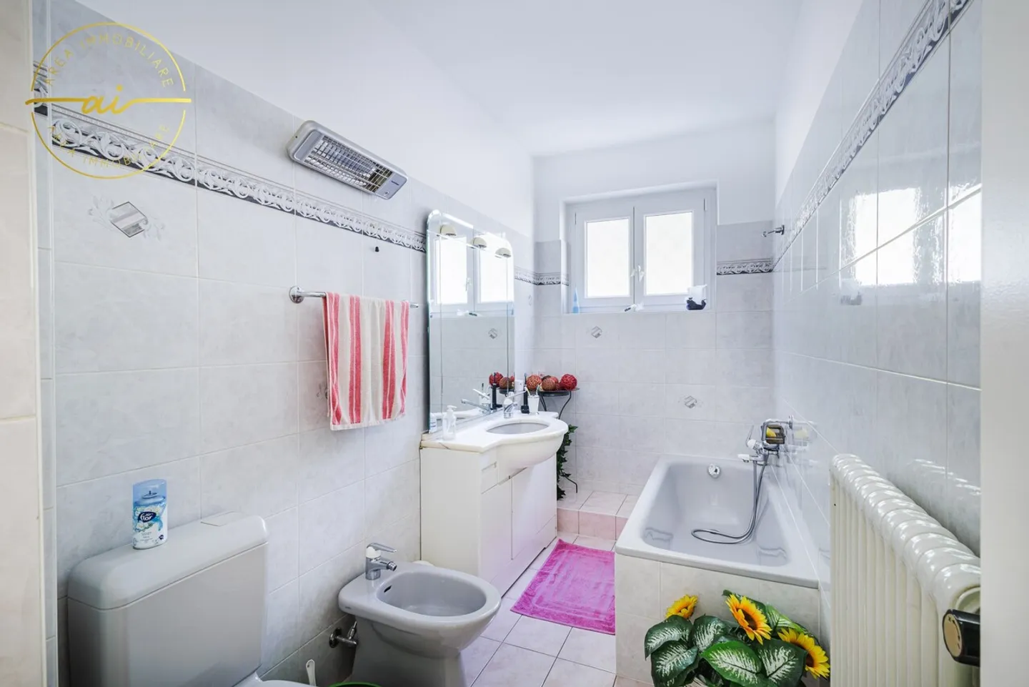 AMPIA CASA DI 6.5 LOCALI IN ZONA RESIDENZIALE A MORBIO INF. - Foto 10 di 13