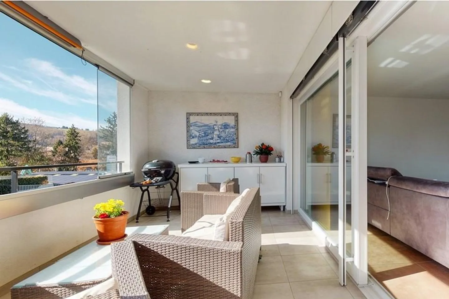 The light, the space, and a balcony you won't want to leave... - Photo 2 of 5