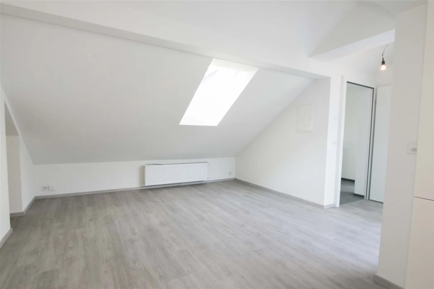 Modern penthouse with a great view! - Photo 4 of 6