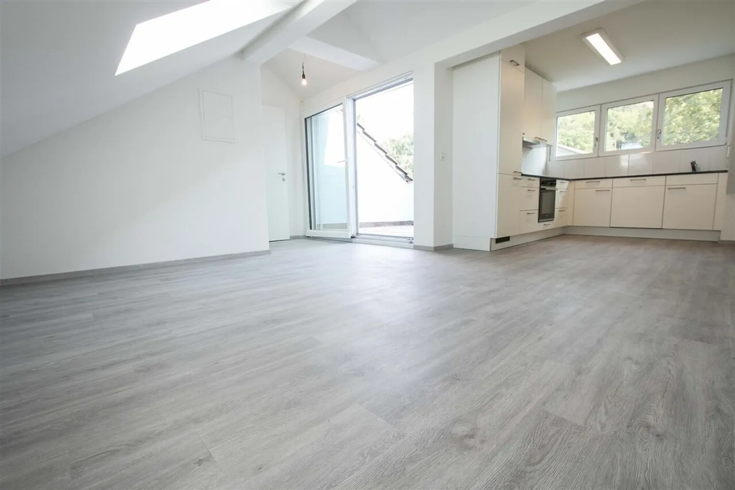 Modern penthouse with a great view! - Photo 2 of 6
