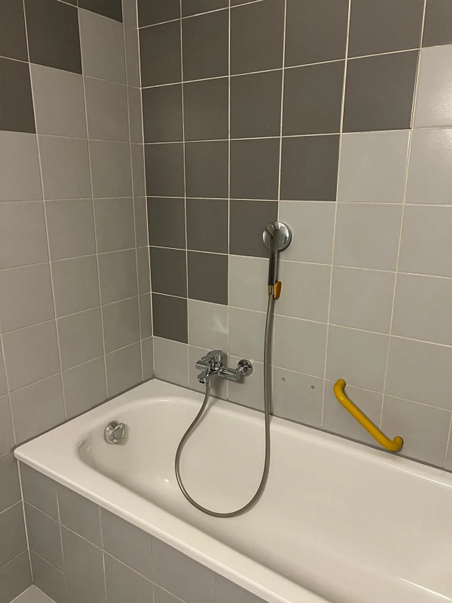 Studio con balcone nel centro di Siders - Foto 4 di 4