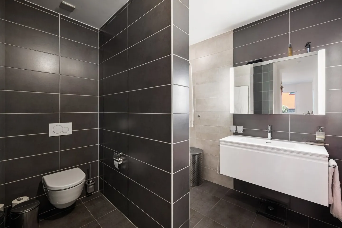 Luxury Apartment Overlooking the Plain - Photo 6 of 8