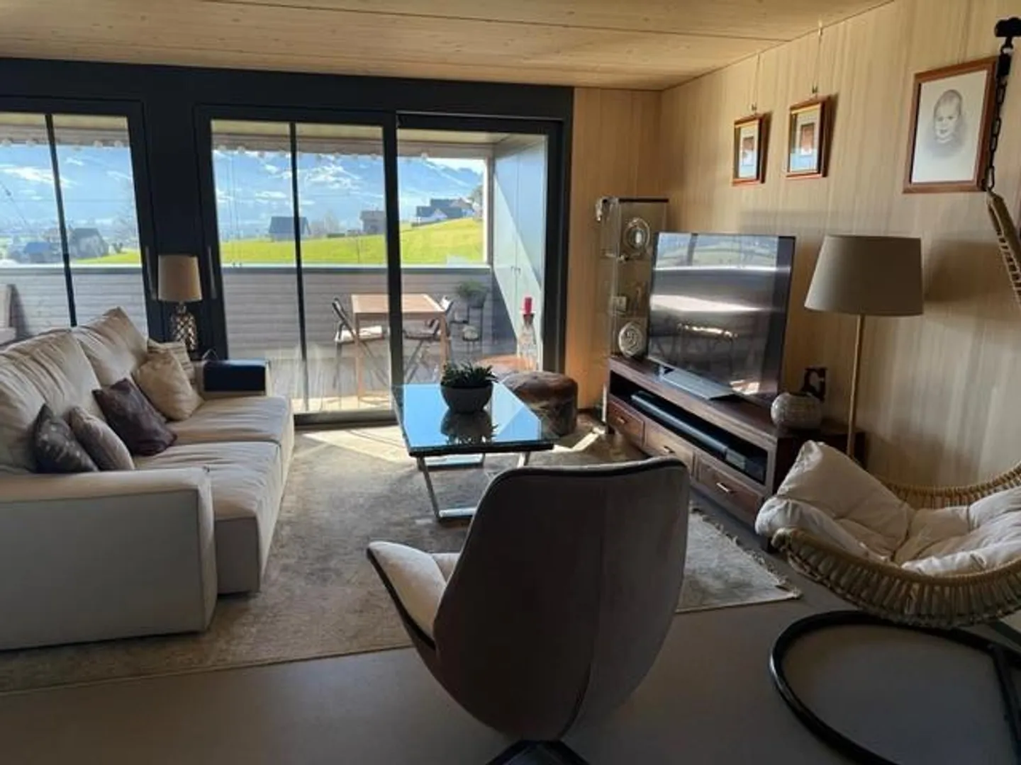 Maison individuelle moderne avec beaucoup d'intimité - Photo 4 sur 23