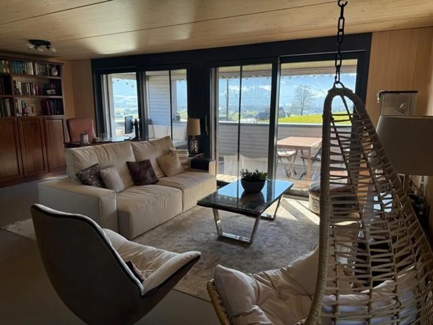 Maison individuelle moderne avec beaucoup d'intimité - Photo 5 sur 23