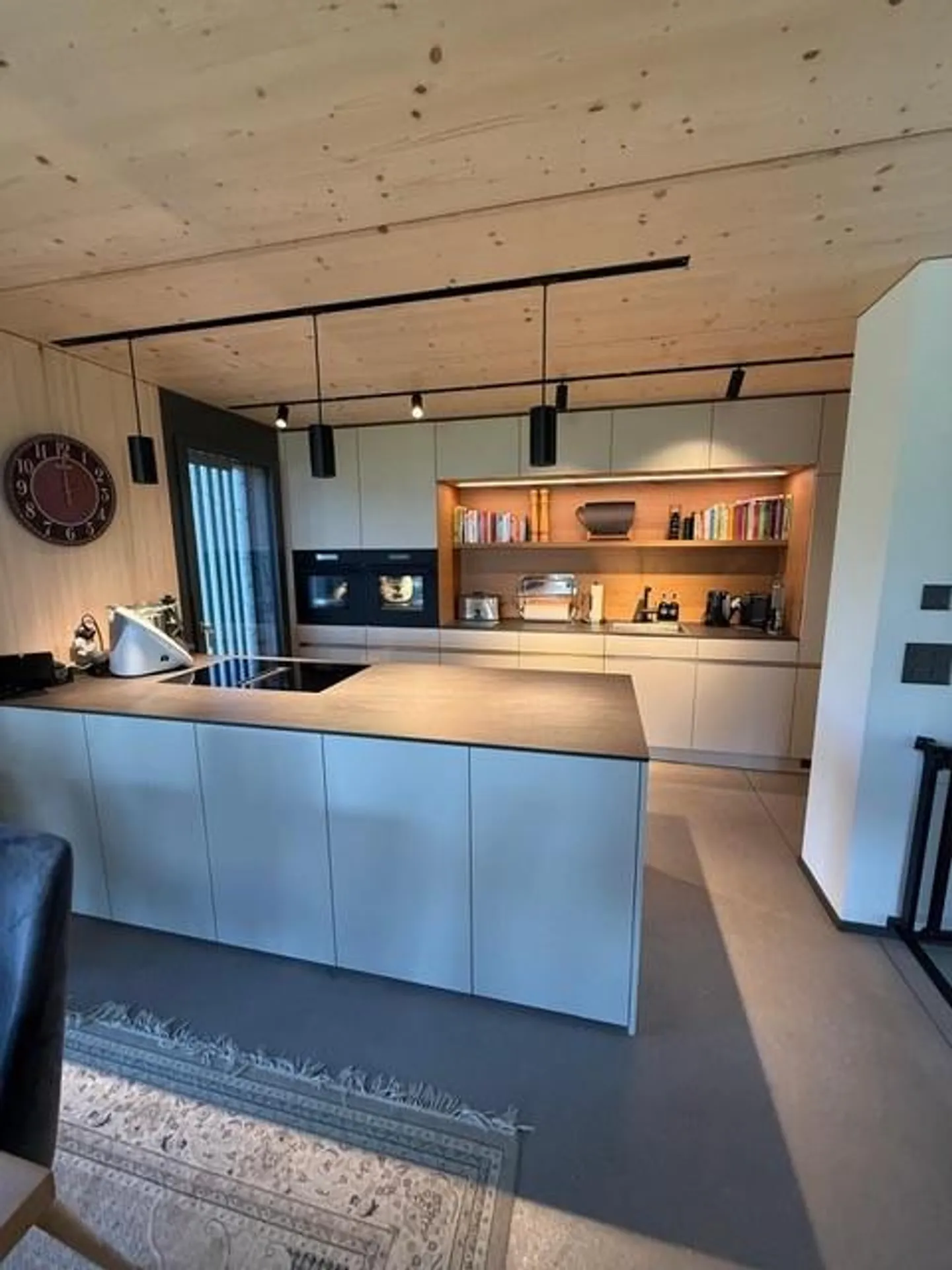 Maison individuelle moderne avec beaucoup d'intimité - Photo 8 sur 23