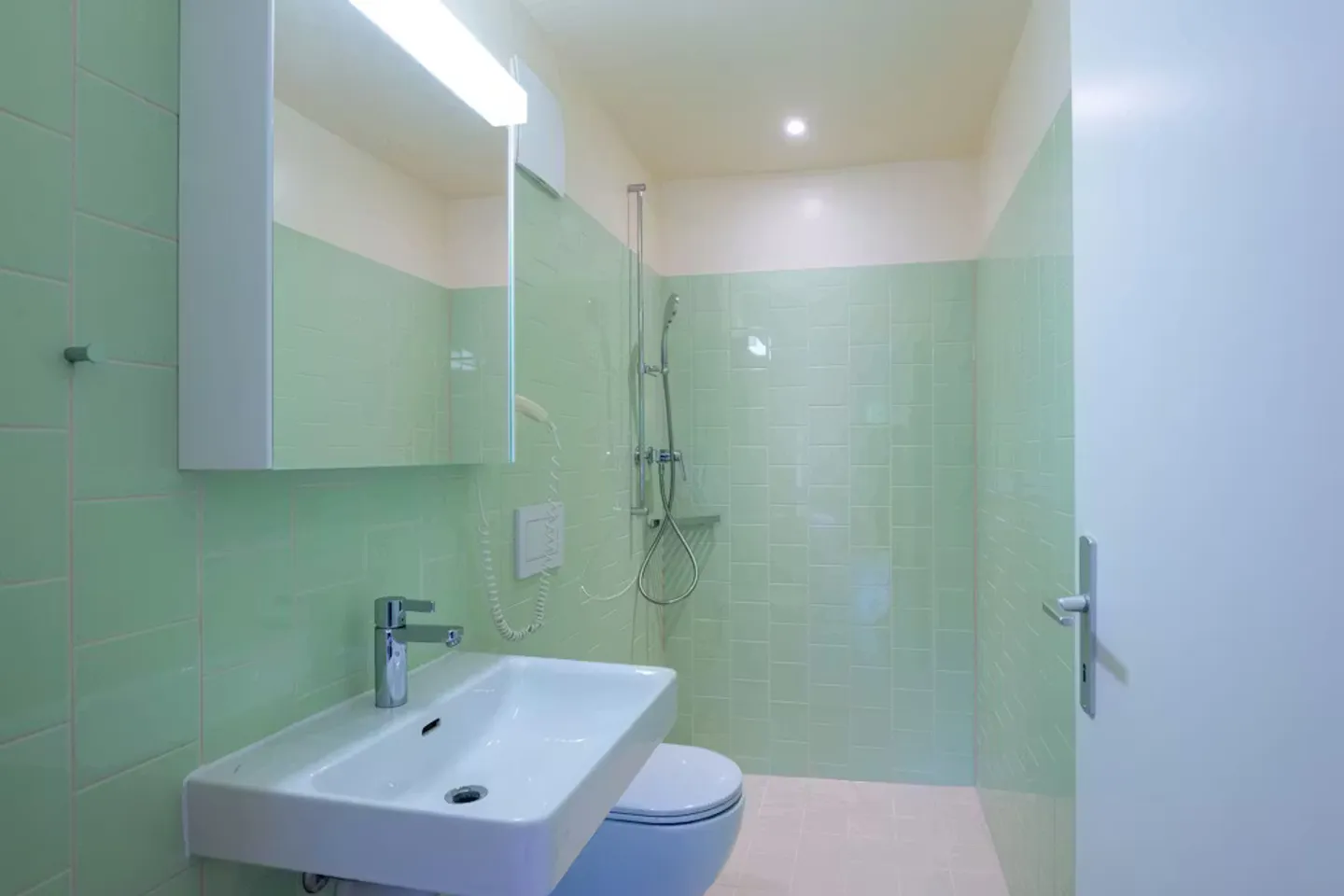 Chic Apartment in Zürich - Photo 9 of 9