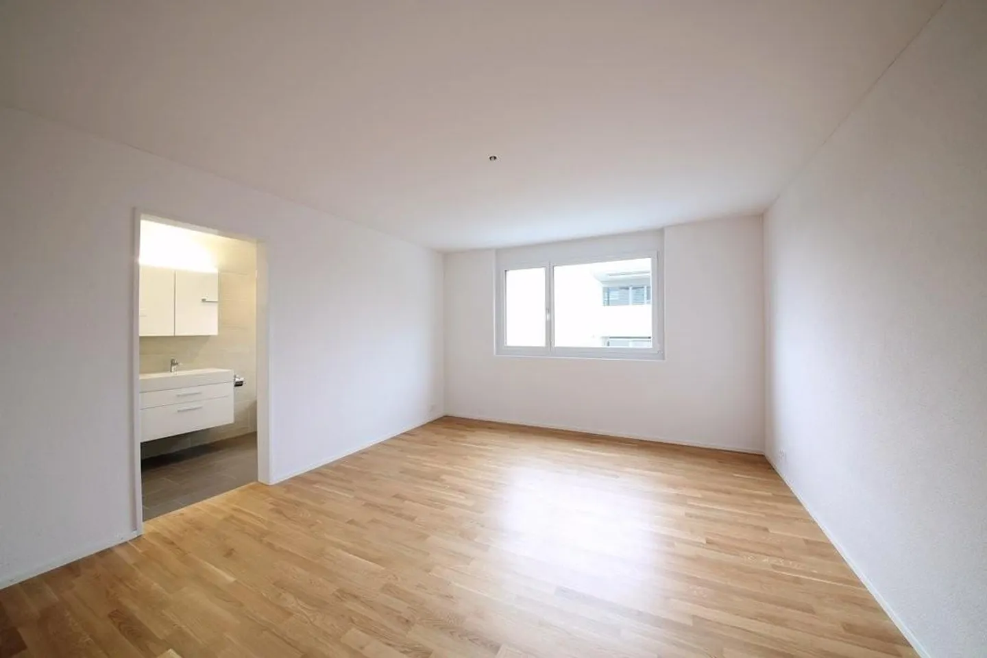 Visit - Move In - Feel Good - Photo 3 of 6