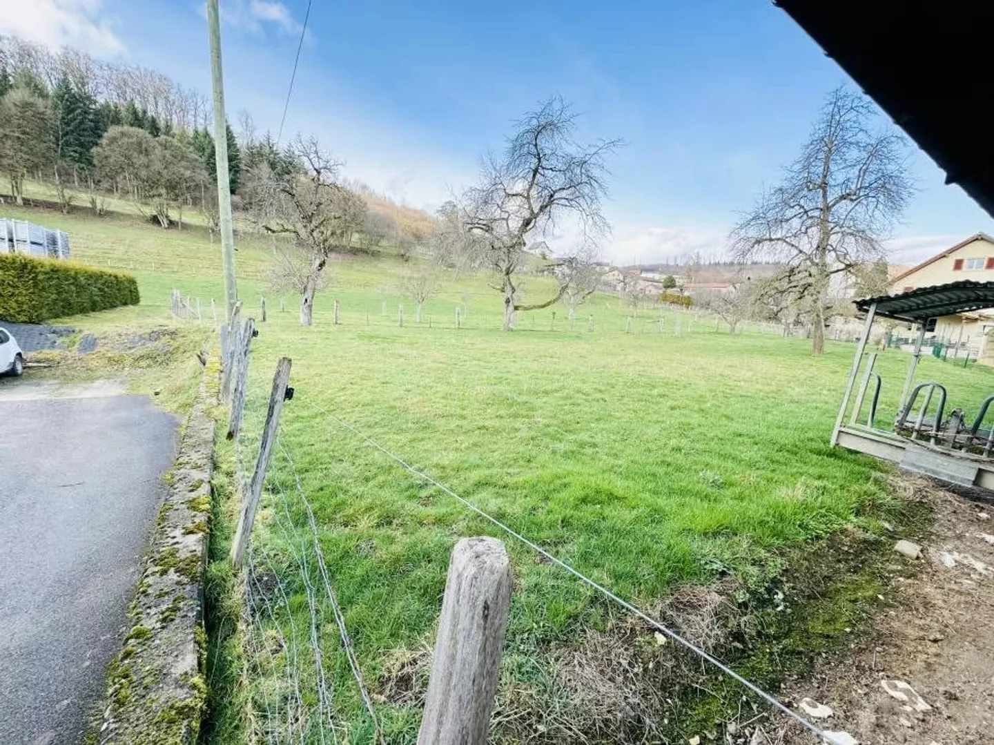 Grande abbassamento di prezzo! Vecchia fattoria che offre un grande potenziale! - Foto 6 di 13
