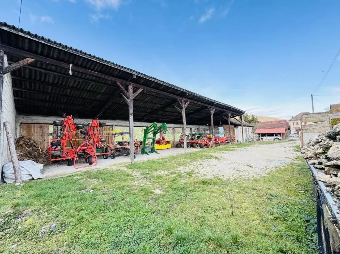 Grande abbassamento di prezzo! Vecchia fattoria che offre un grande potenziale! - Foto 7 di 13