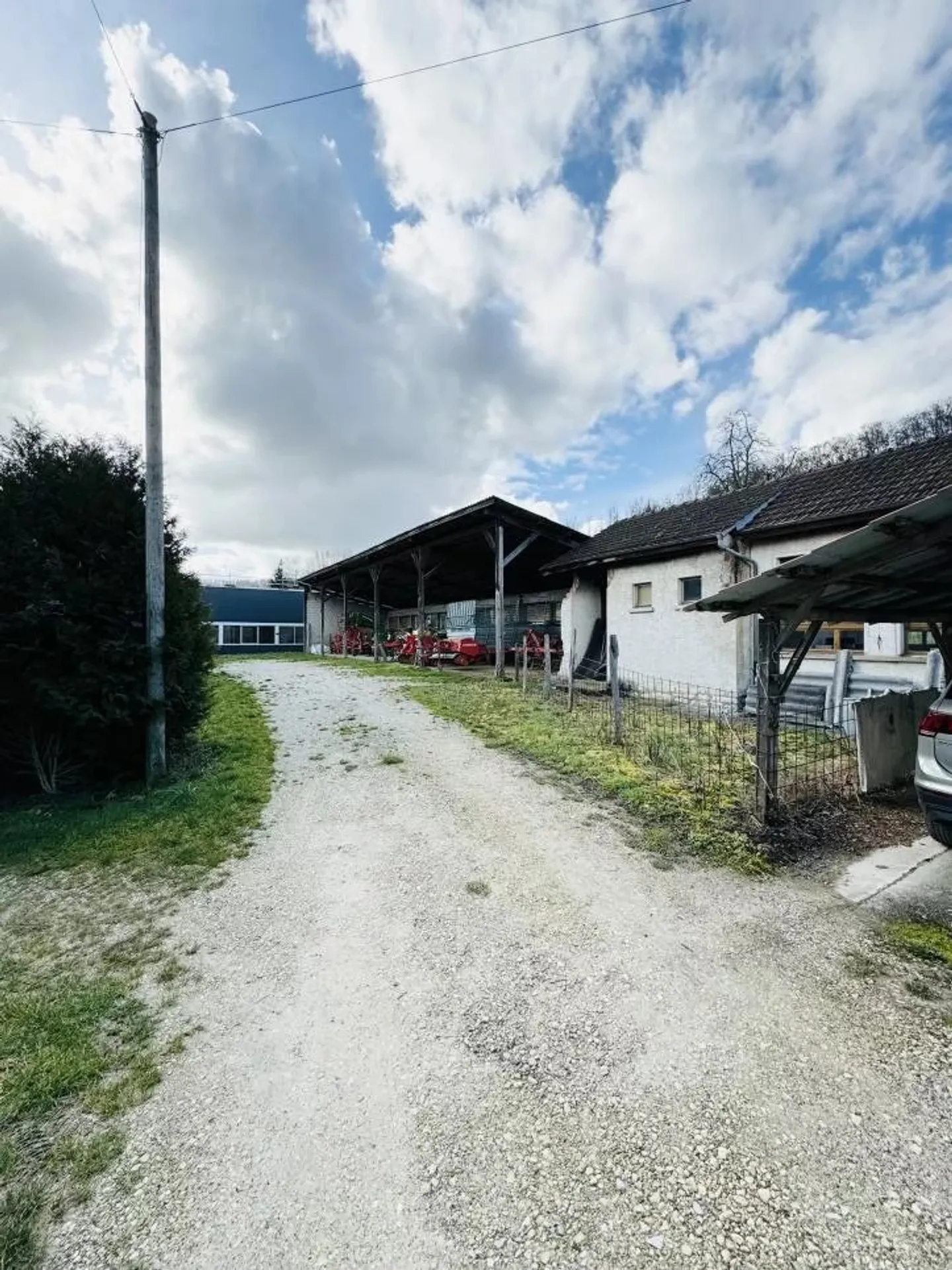 Grande abbassamento di prezzo! Vecchia fattoria che offre un grande potenziale! - Foto 8 di 13