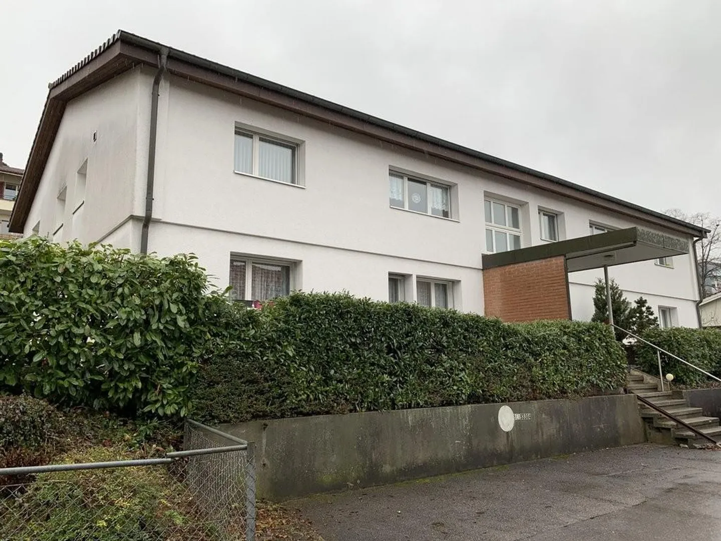 Outdoor parking spaces for rent in Spiez! - Photo 2 of 2
