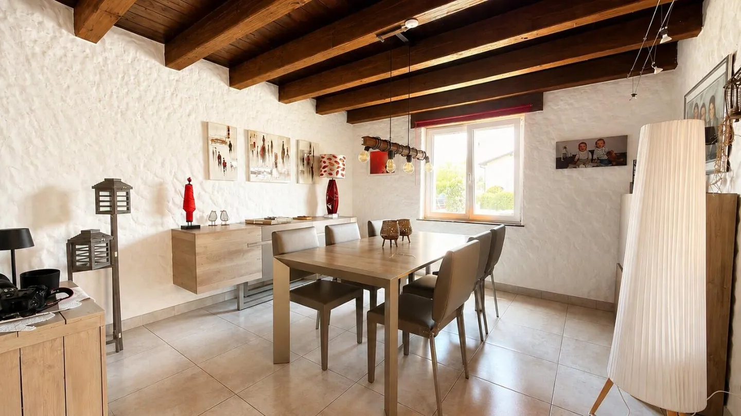 Charming Individual Villa in Alle - Photo 4 of 13