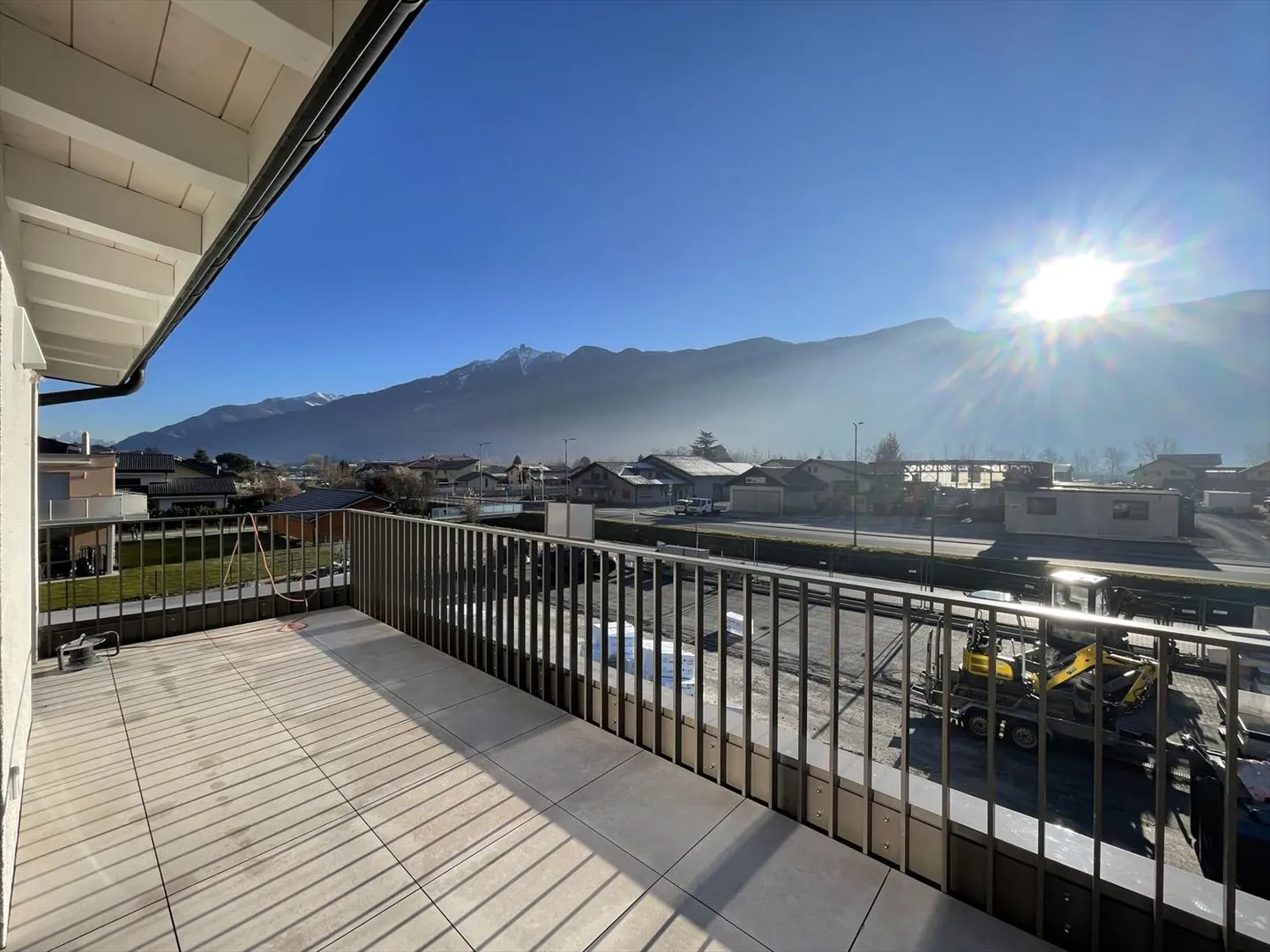 2.5 Pieces New - Photo 7 of 7