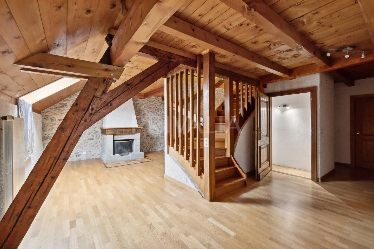 Charakterhaus im Cartigny - Foto 5 von 8