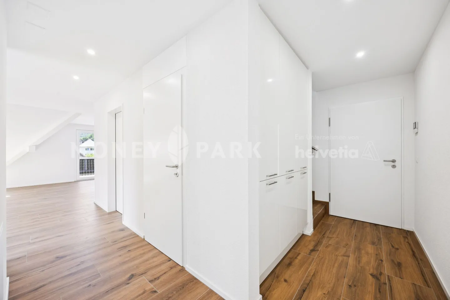 Modern 5.5-room maisonette apartment sunny, quiet and family-friendly - Photo 2 of 13