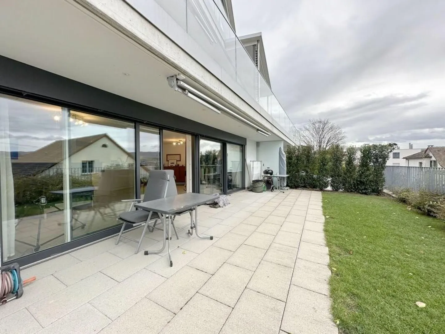 Appartement de jardin 3,5 pièces - Photo 2 sur 9