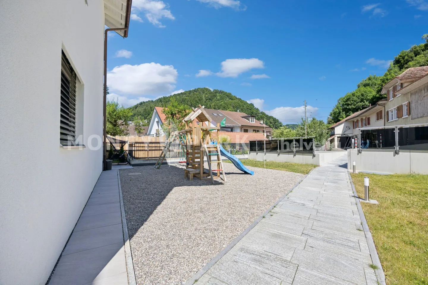 Modern 5.5-room maisonette apartment sunny, quiet and family-friendly - Photo 13 of 13