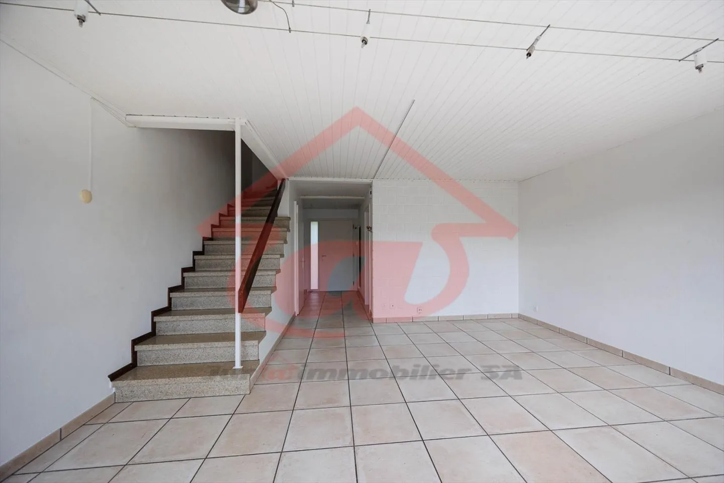 4-room apartment - Photo 17 of 18