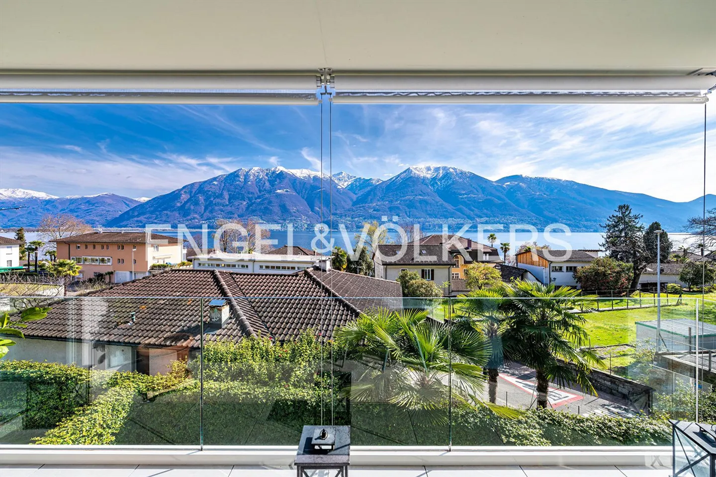 Appartement moderne avec vue sur le lac (52) - Photo 2 sur 9