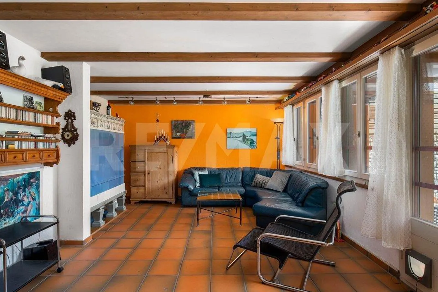 Plenty of space in a sunny and quiet location - Photo 5 of 13