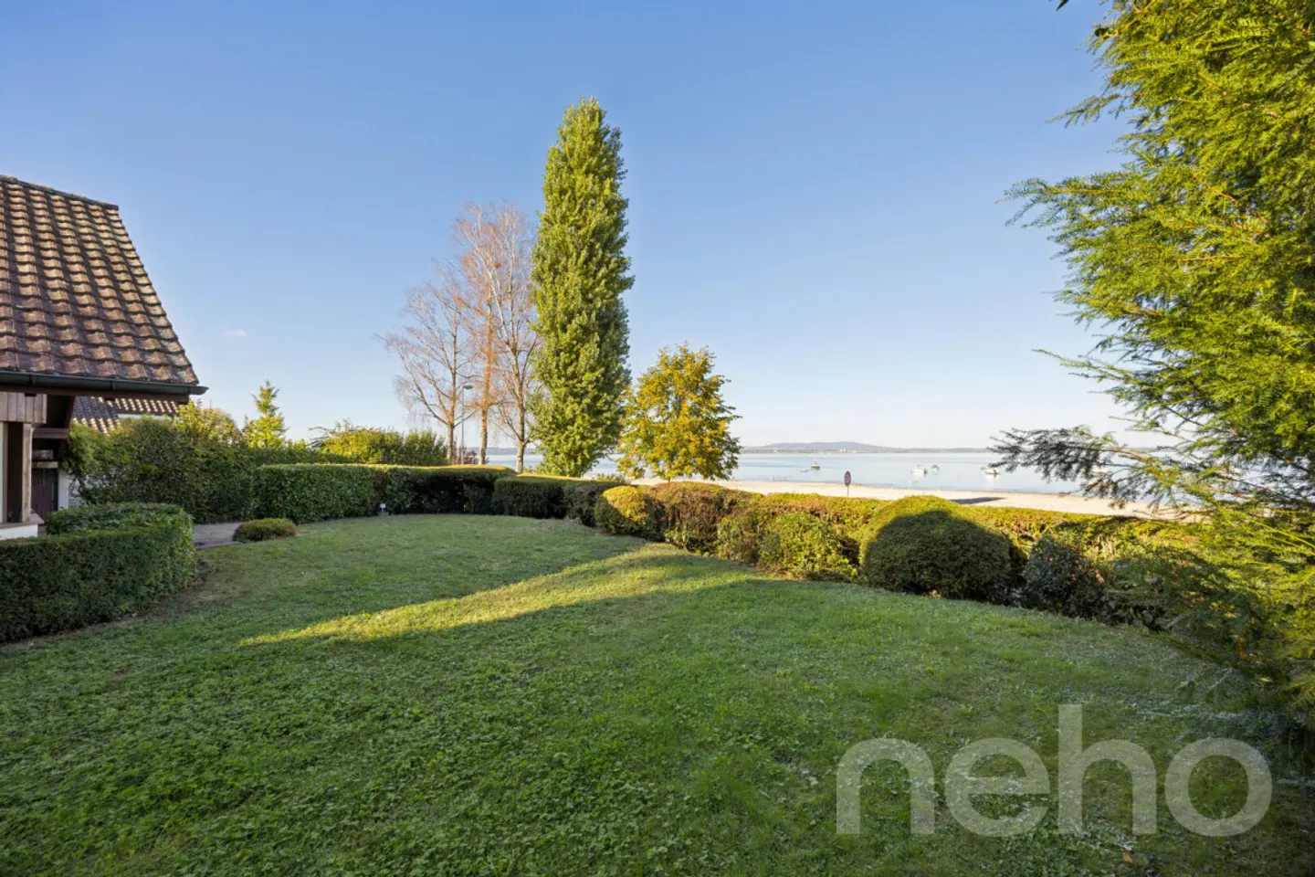 Exclusive Lakeside Property in Kesswil - Photo 4 of 12
