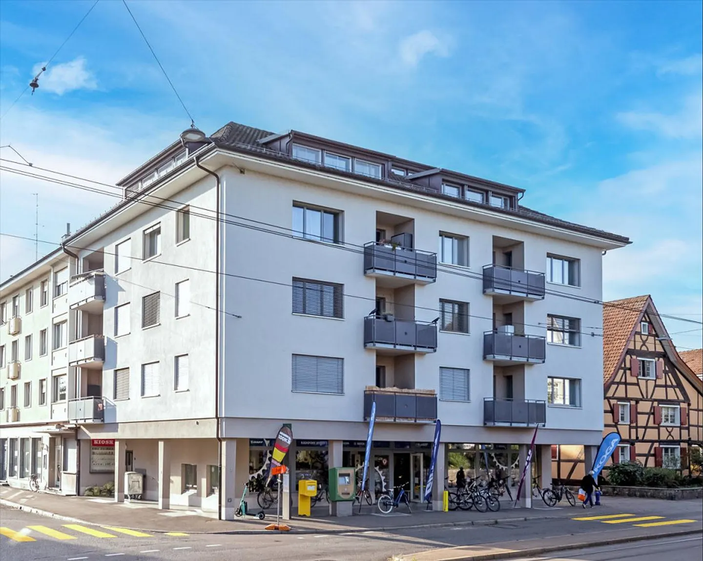 Appartement lumineux et spacieux de 3.0 pièces dans un emplacement central à Allschwil - Photo 1 sur 11