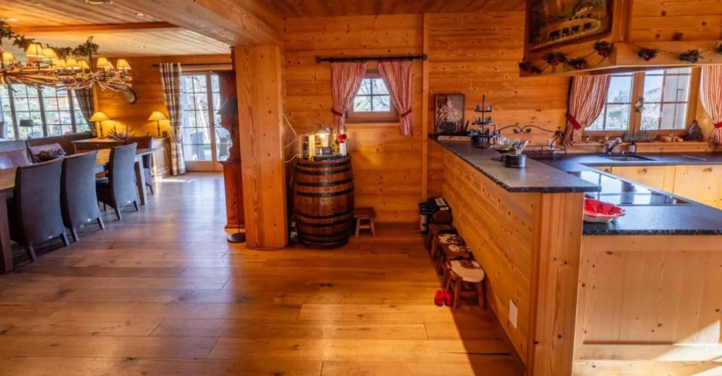 6-room Chalet in Villars - Photo 3 of 10
