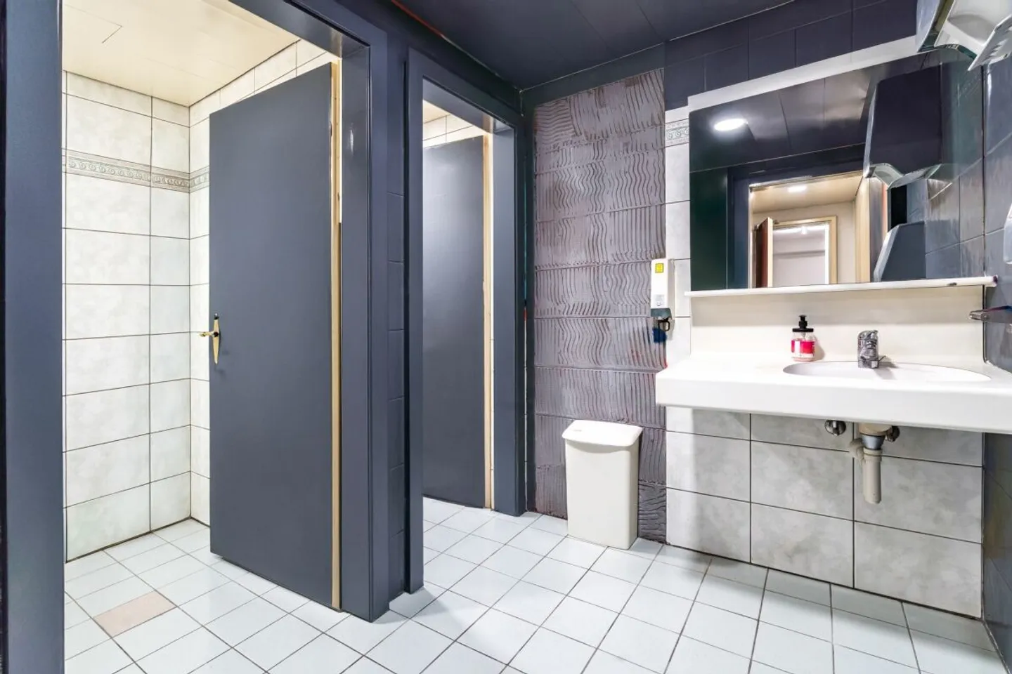 Espace commercial dans l'emplacement le plus central de Visp - utilisation polyvalente - Photo 17 sur 17