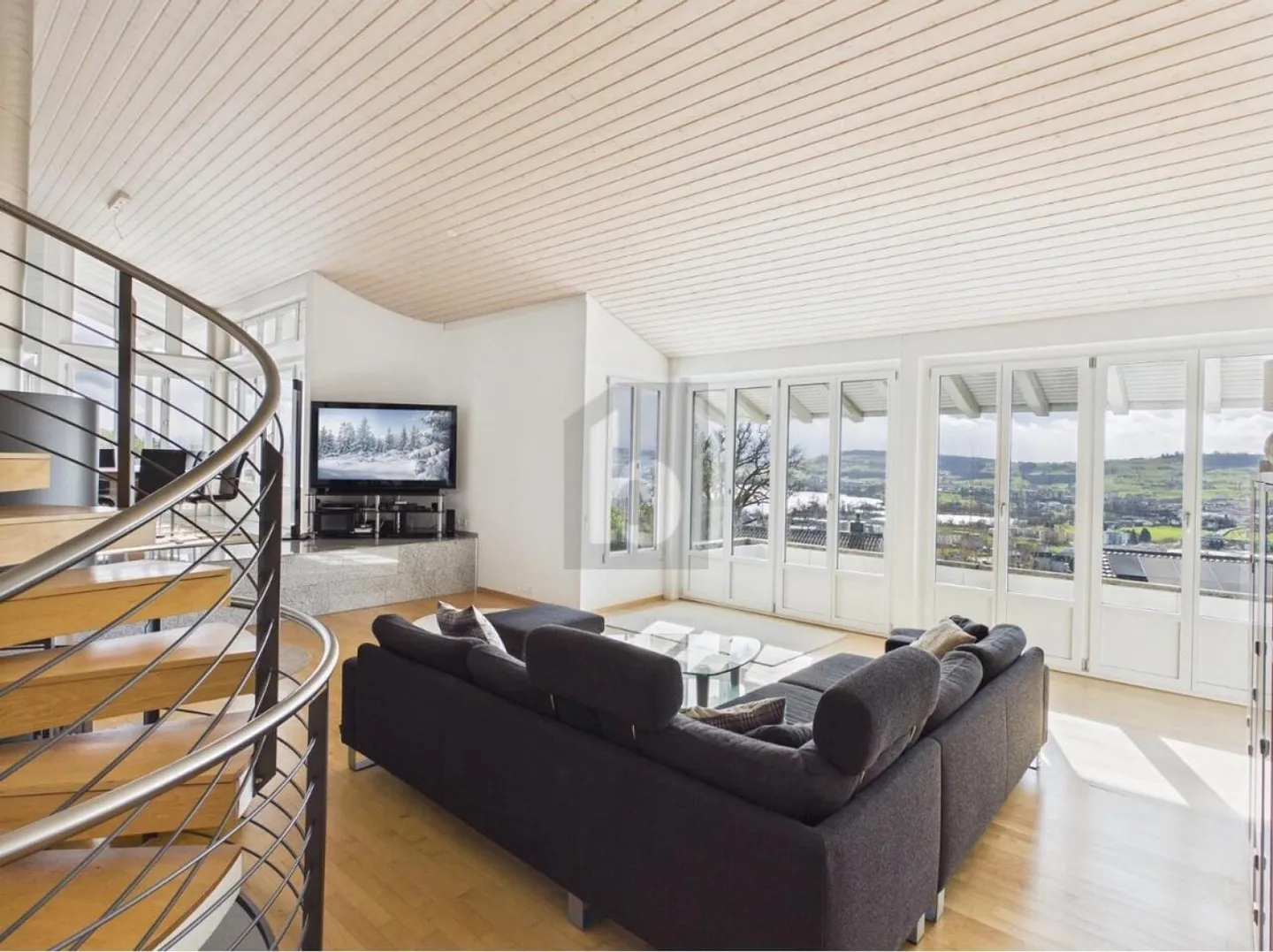 UNIQUE WITH MAGNIFICENT VIEW - Photo 2 of 6