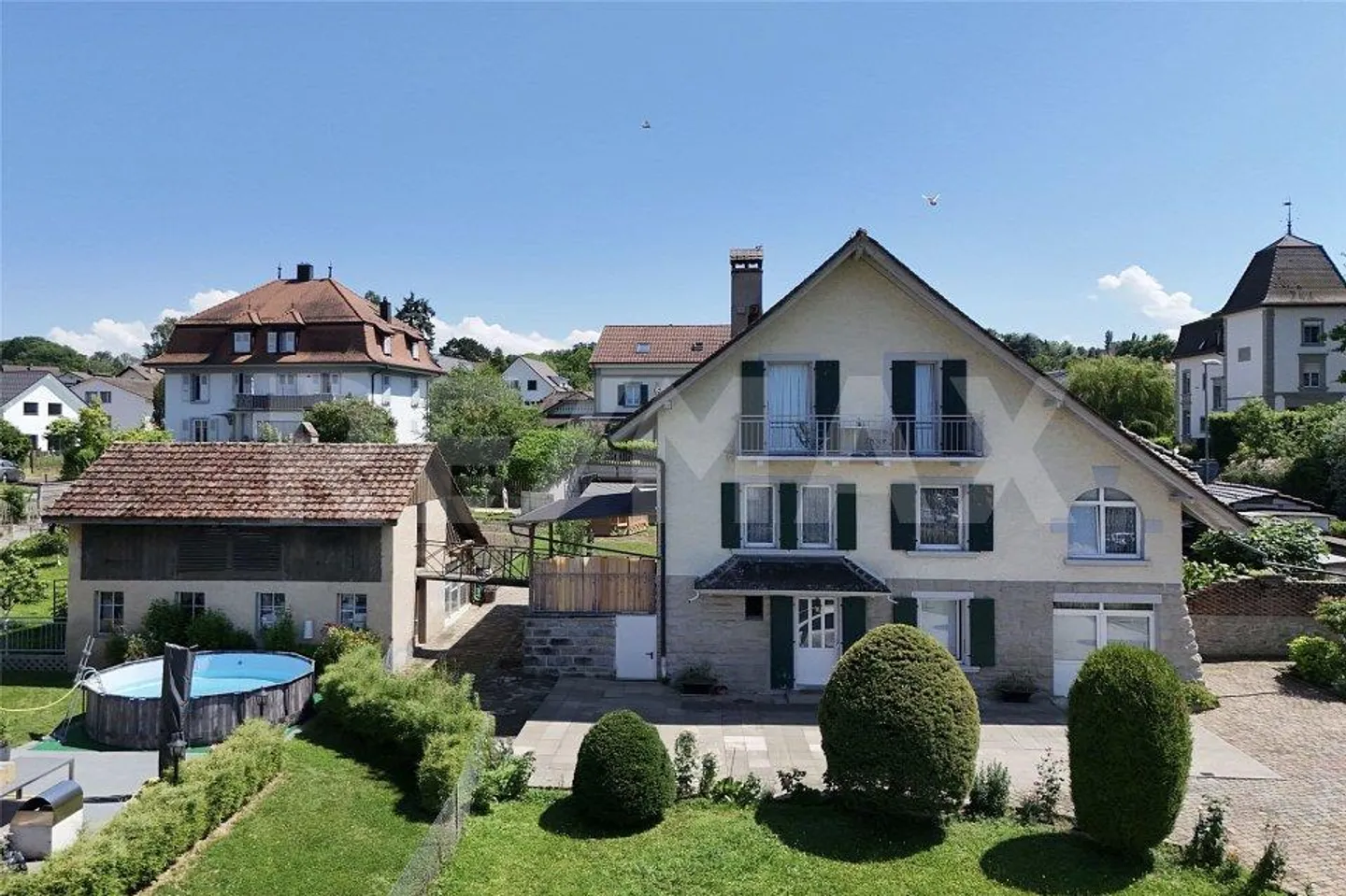 Affascinante Casa bifamiliare su terreno ad alto potenziale - Foto 1 di 13