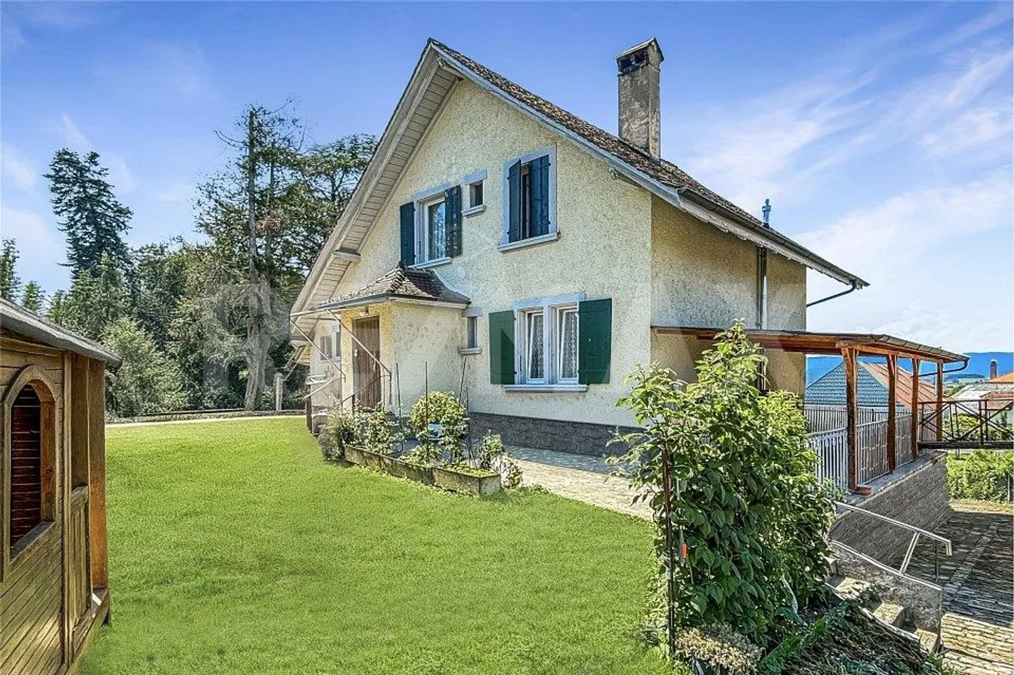 Affascinante Casa bifamiliare su terreno ad alto potenziale - Foto 3 di 13