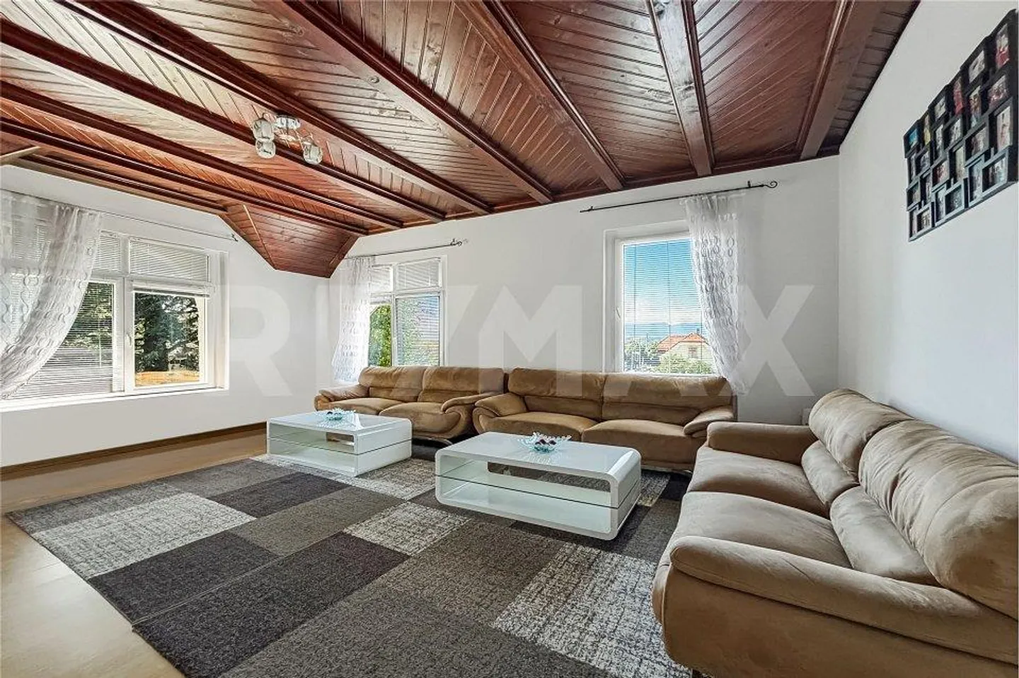 Affascinante Casa bifamiliare su terreno ad alto potenziale - Foto 7 di 13