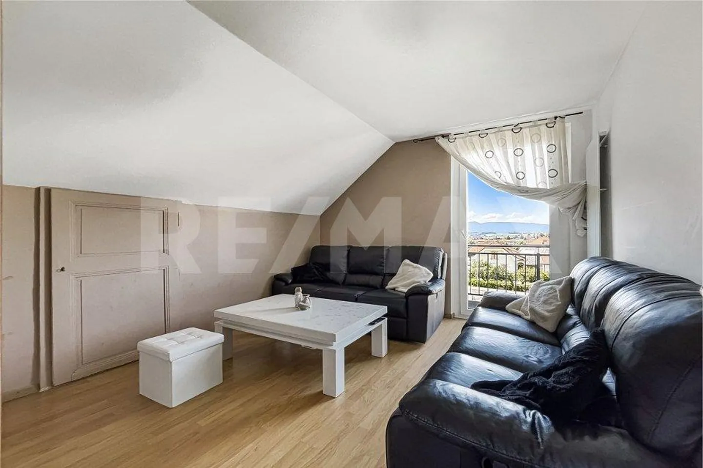 Affascinante Casa bifamiliare su terreno ad alto potenziale - Foto 11 di 13