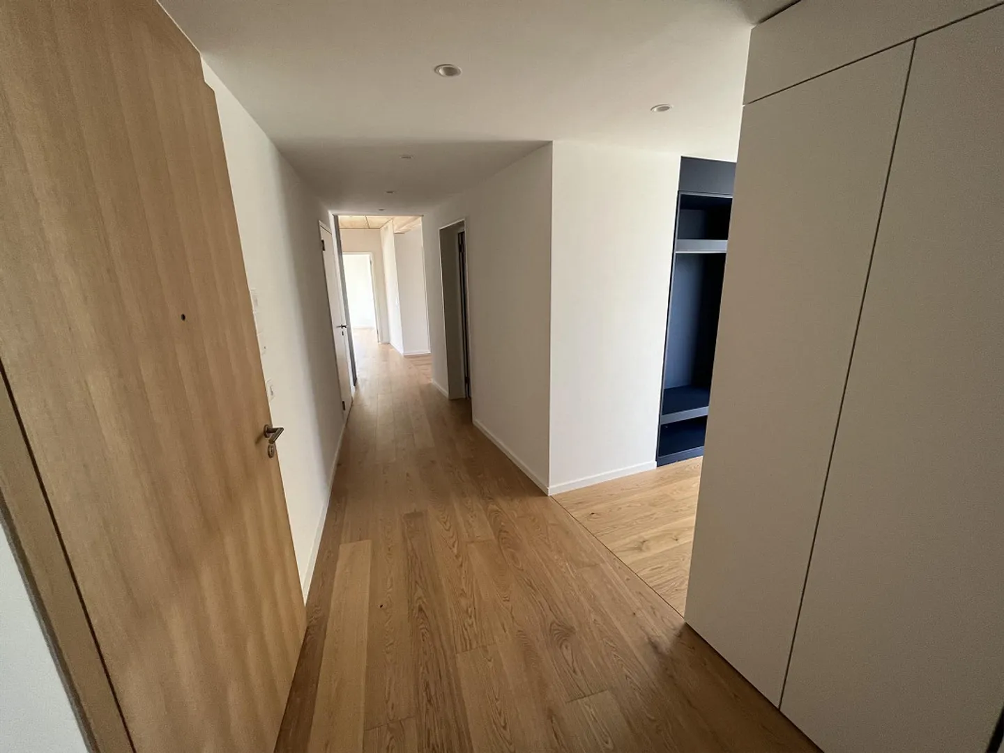 Appartement en attique moderne de 3,5 pièces au cœur de Wettingen - Photo 6 sur 9