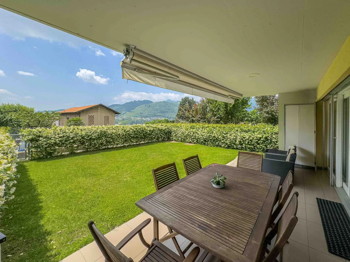 Ampio 5.5 locali con giardino a Mendrisio - Foto 9 di 13