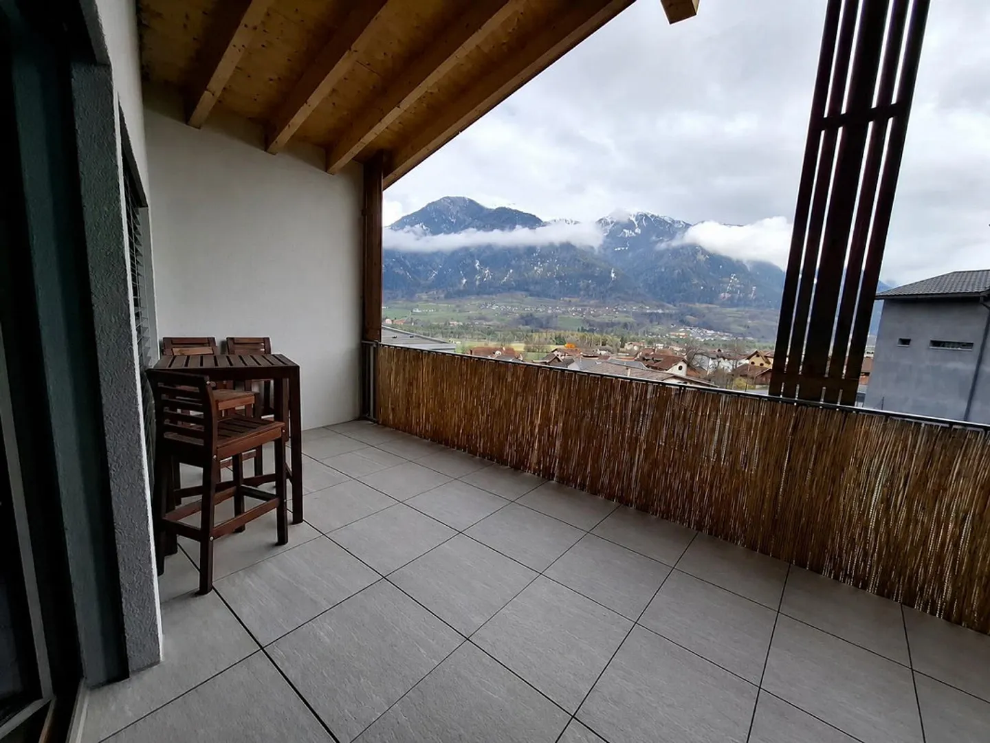 Modern Apartment in the Green - Photo 6 of 6