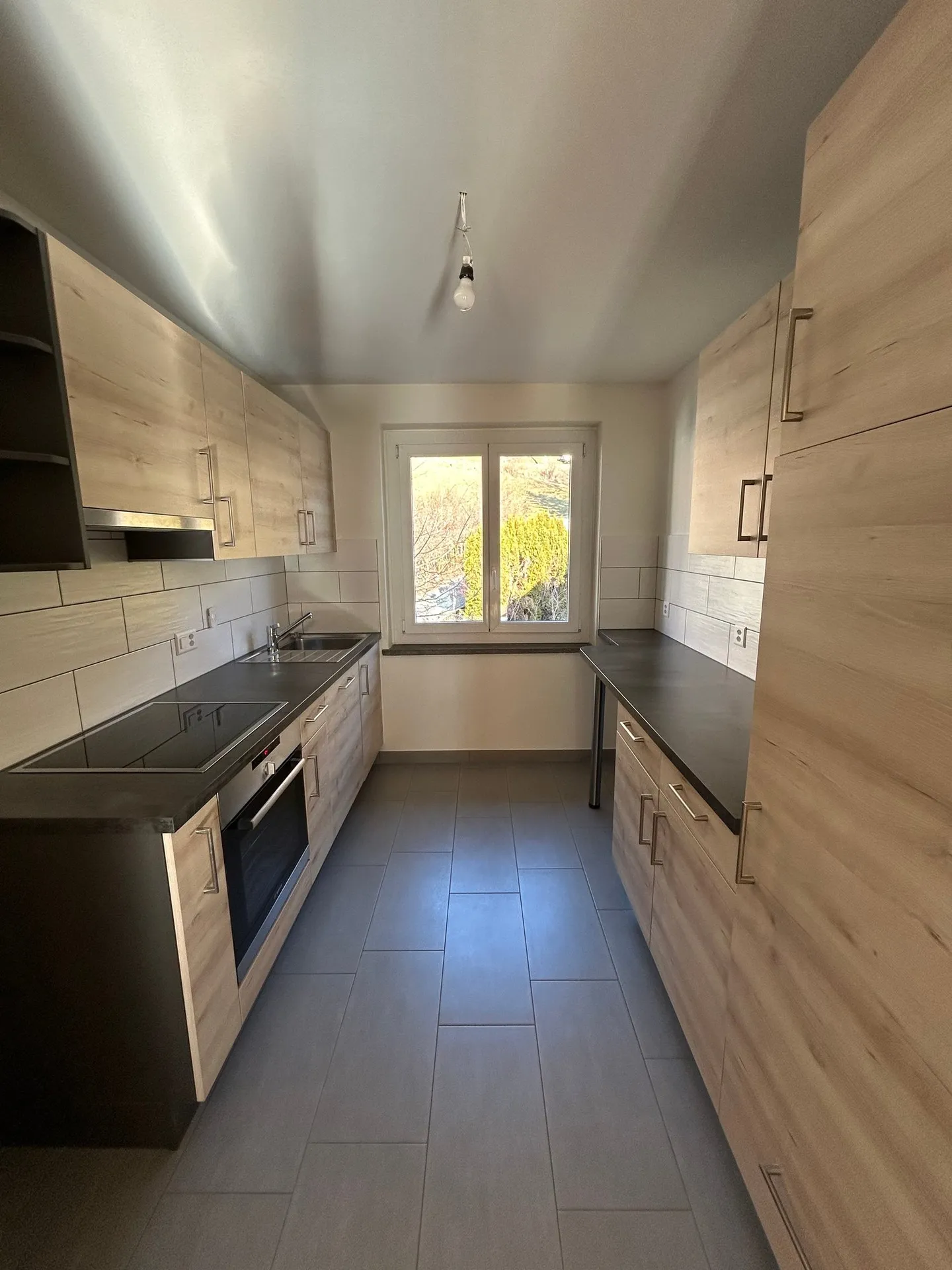 In affitto: appartamento 3.5 locali con balcone - Crêt-Besson 11, Sonvilier - Foto 1 di 12