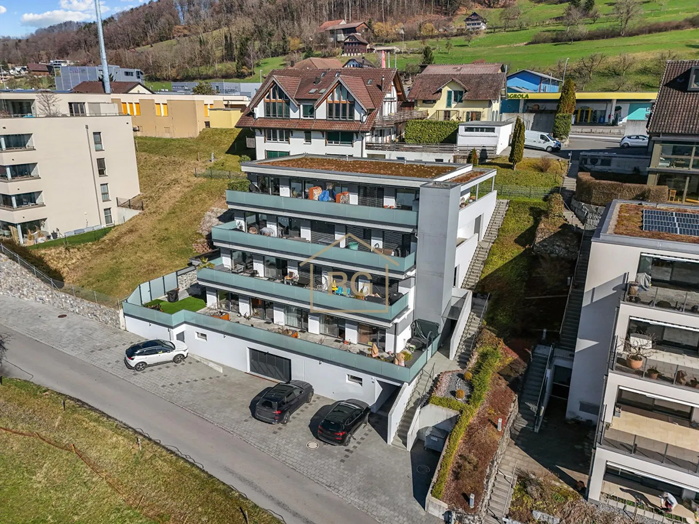 Modern 4.5-room terrace apartment in Triengen - Photo 4 of 15