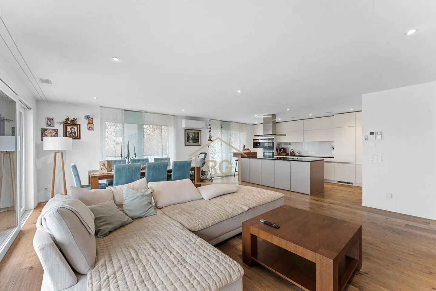 Modern 4.5-room terrace apartment in Triengen - Photo 8 of 15