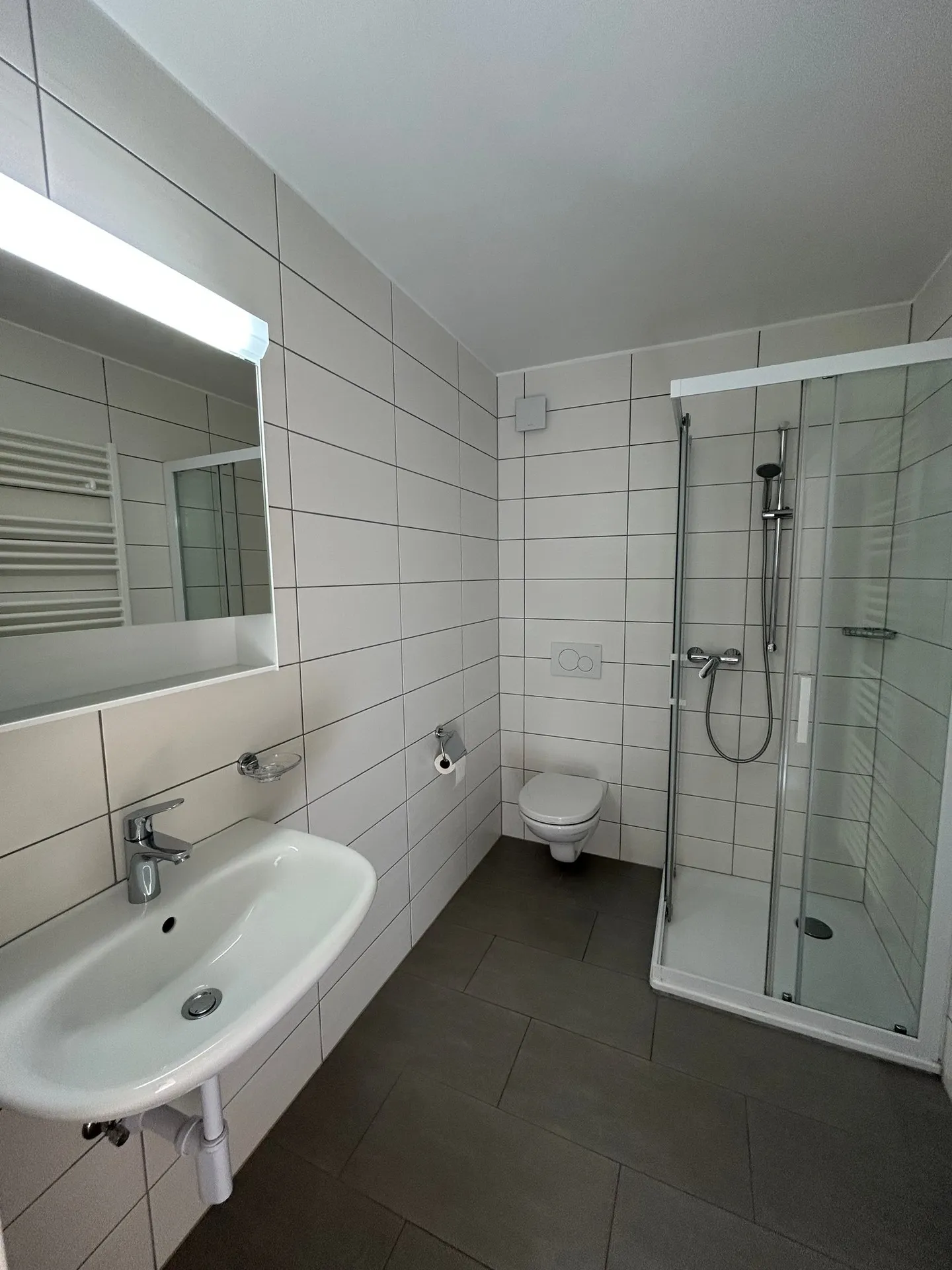 In affitto: appartamento 3.5 locali con balcone - Crêt-Besson 11, Sonvilier - Foto 4 di 12