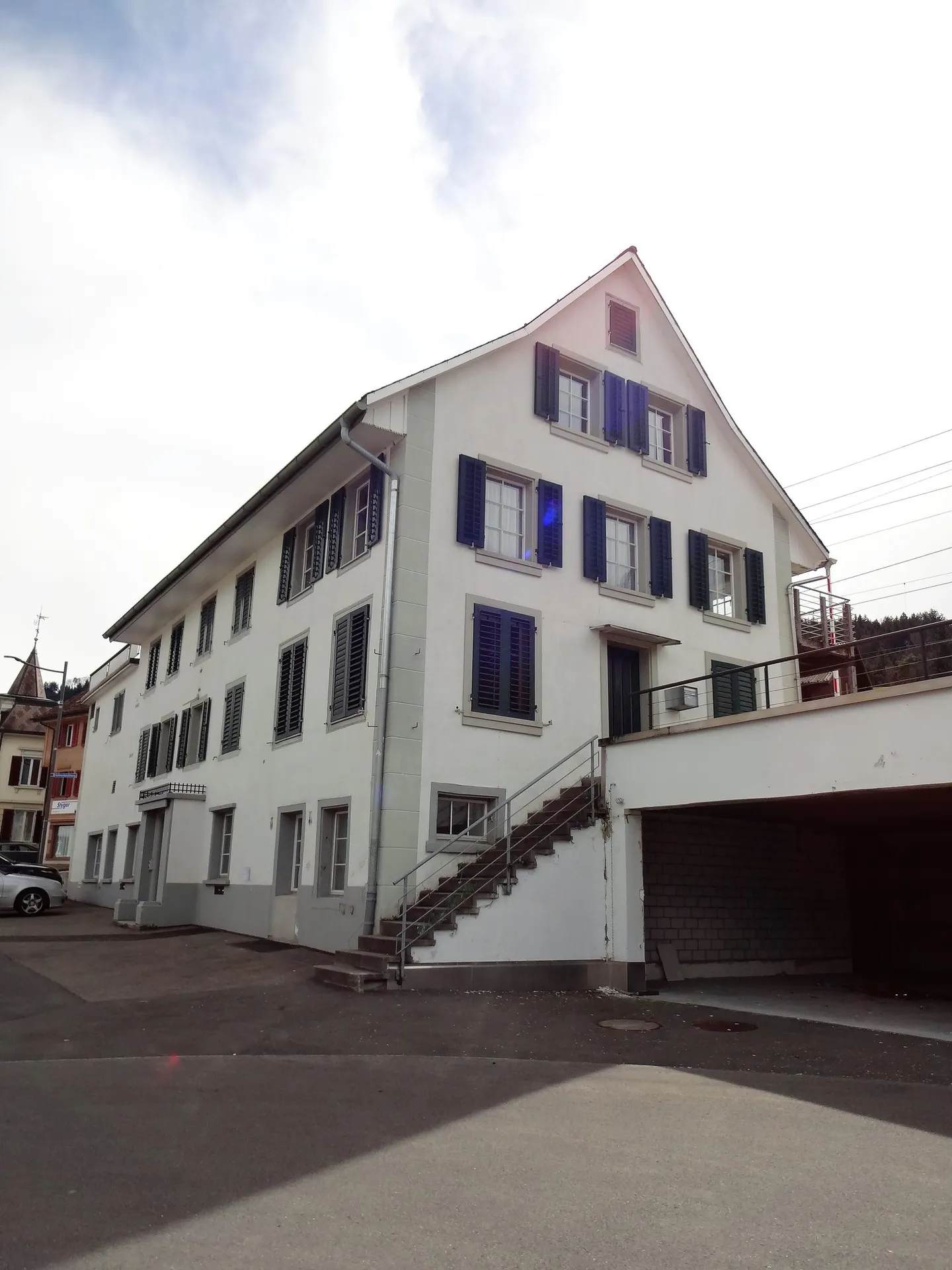 Günstiges, sehr zentral liegendes Studio mit eigenem Bad zu vermieten - Foto 1 von 4