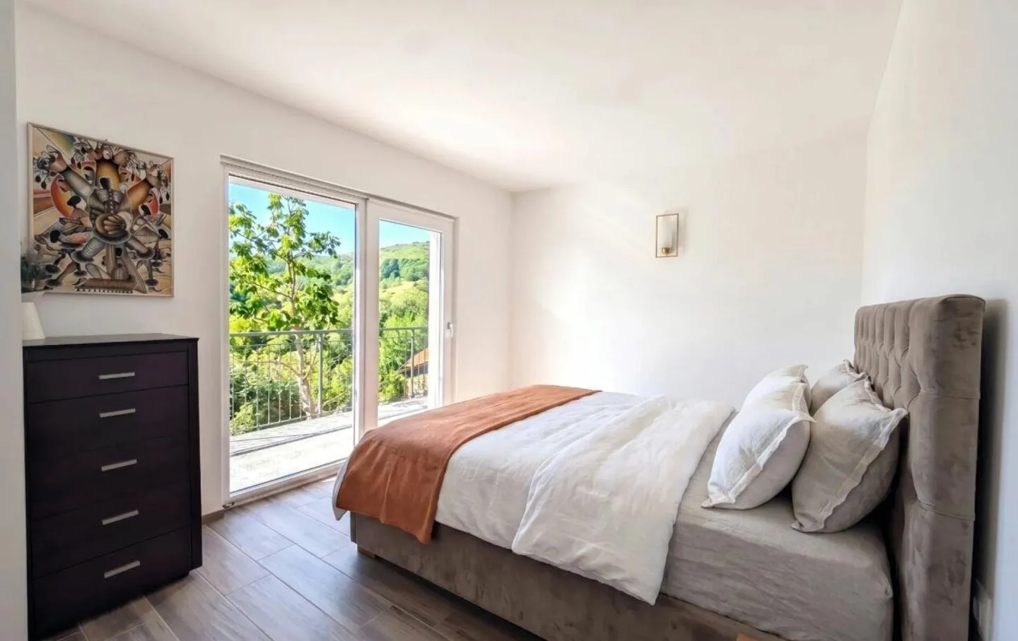 Ein exklusives Refugium zwischen Natur und Design - Prestigeträchtiges Wohnen im Herzen der Natur - Foto 6 di 13