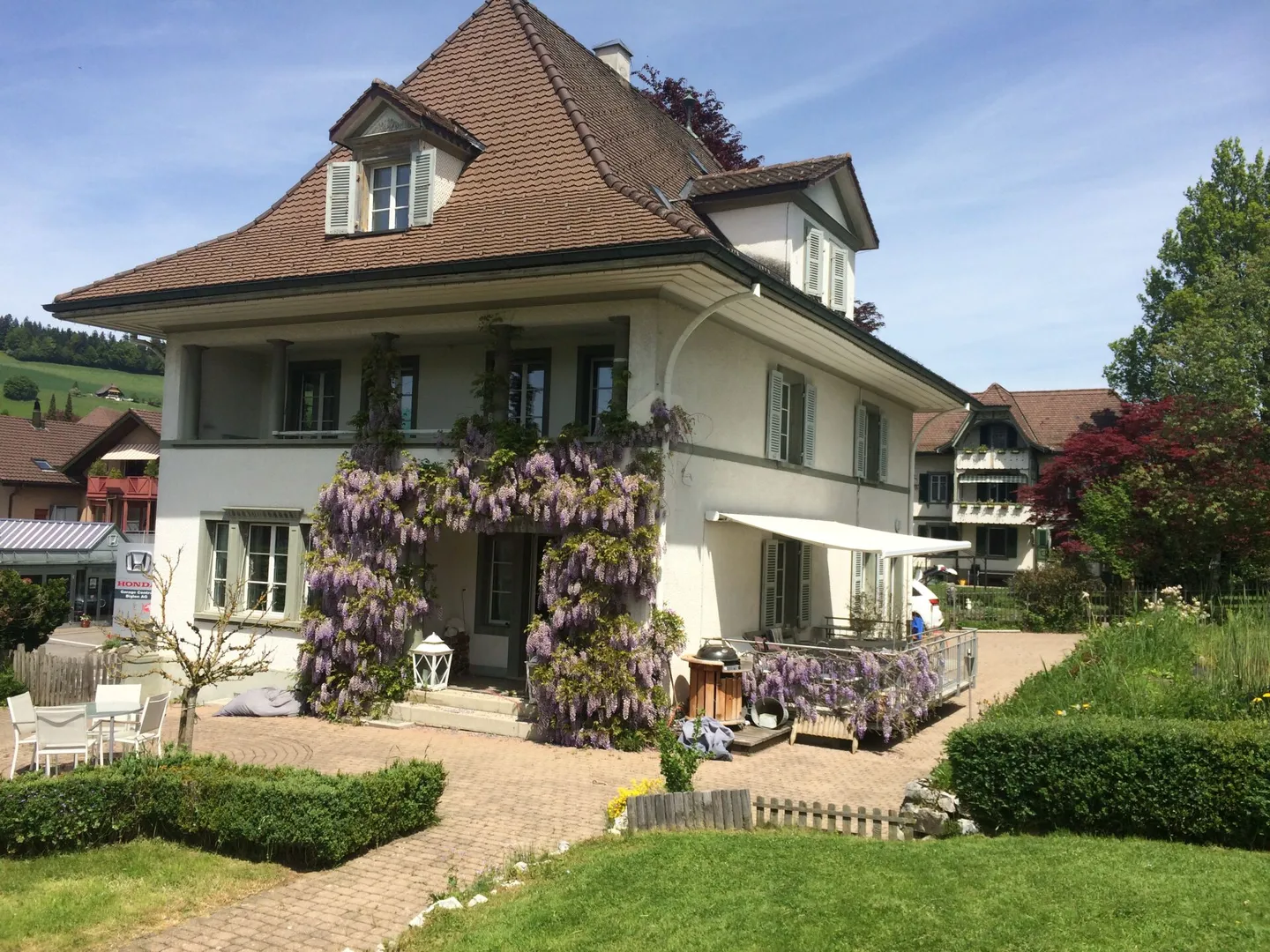 Representative Bern Country House Villa - Photo 1 of 16