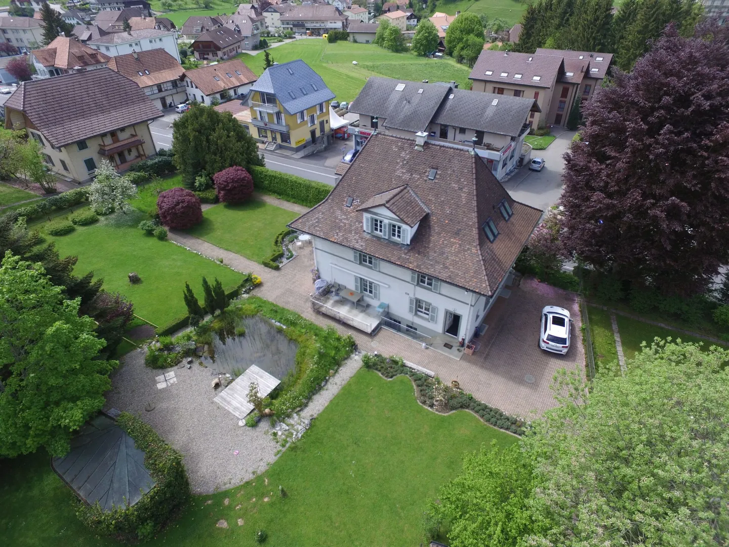 Representative Bern Country House Villa - Photo 5 of 16
