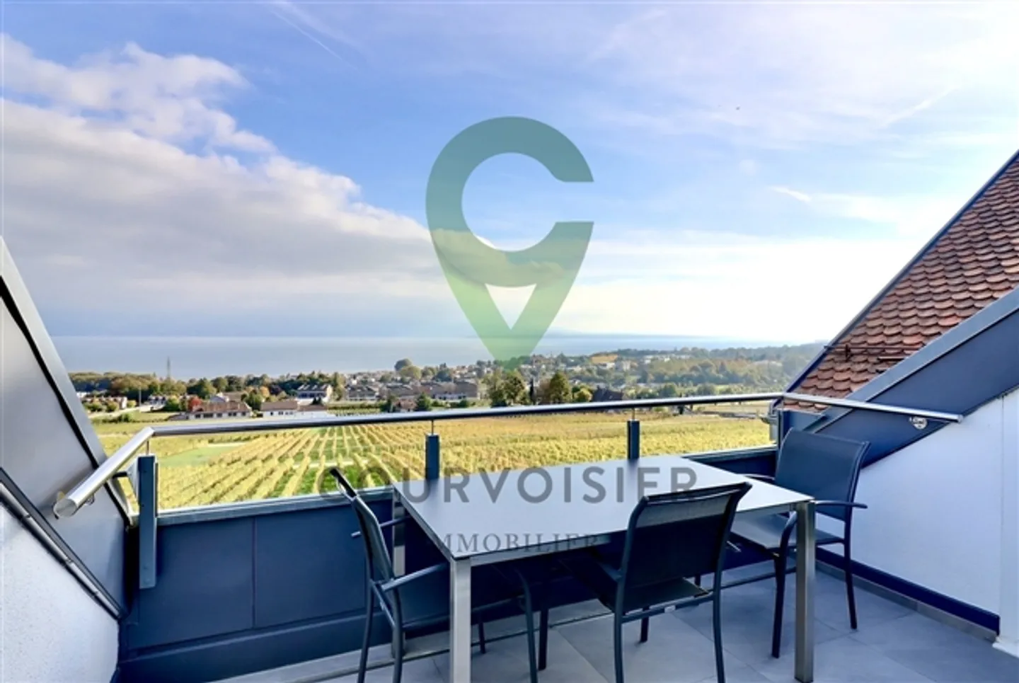 Grande appartamento moderno con carattere e magnifica vista sul lago non ostacolata - Foto 5 di 9