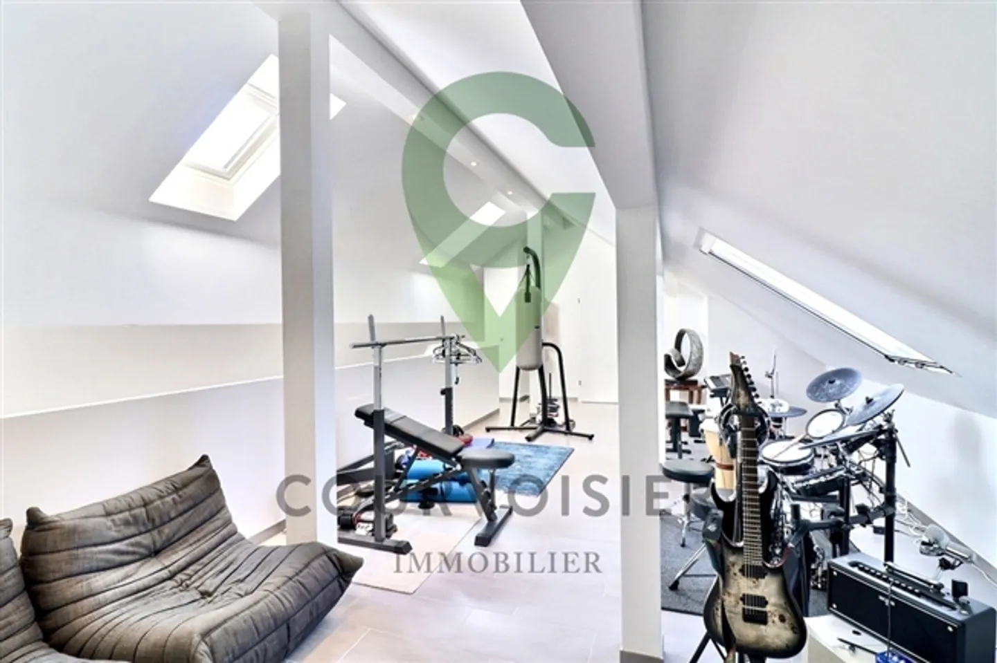 Grande appartamento moderno con carattere e magnifica vista sul lago non ostacolata - Foto 9 di 9