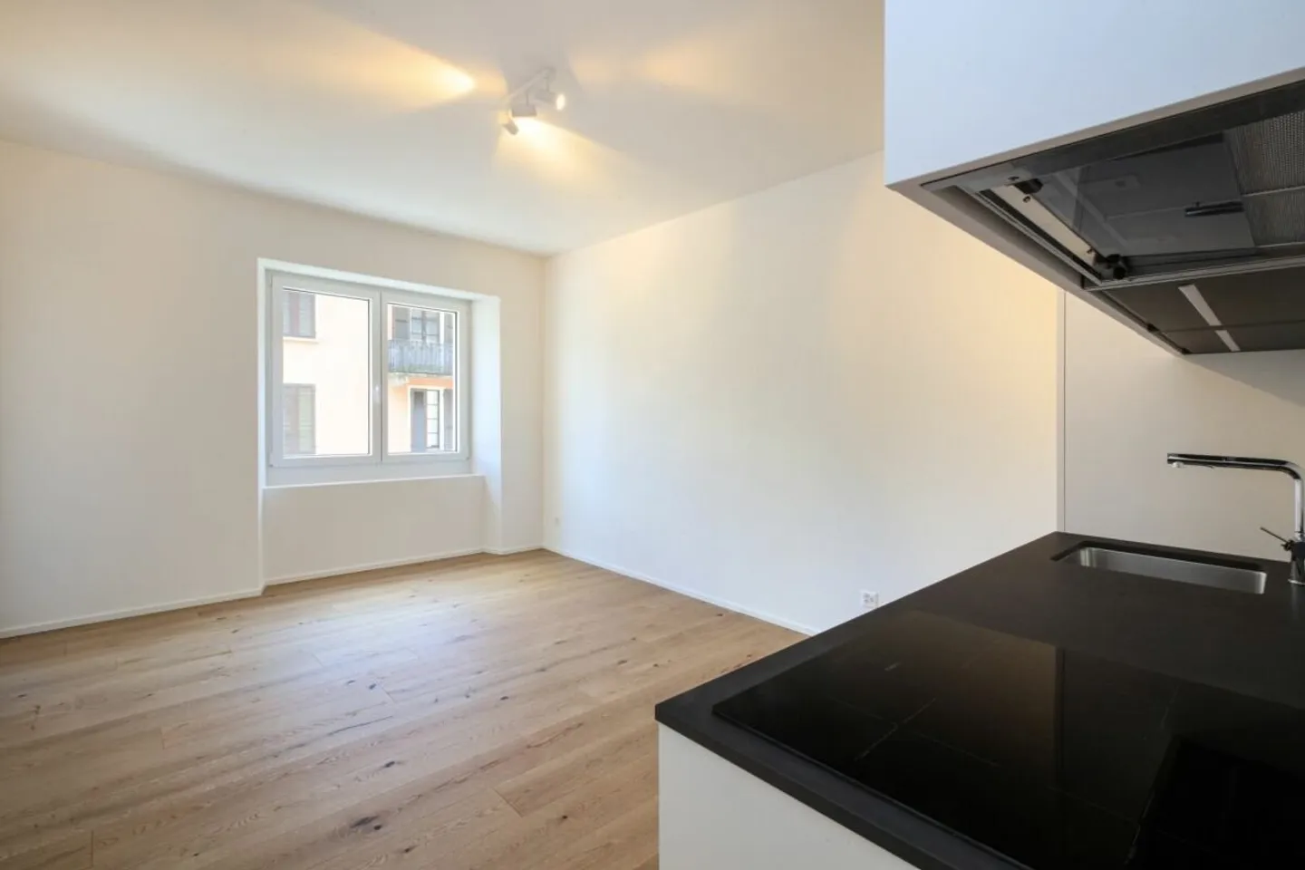 LOCARNO - Zu vermieten: renovierte 3.5-Zimmer-Wohnung - Foto 3 von 8