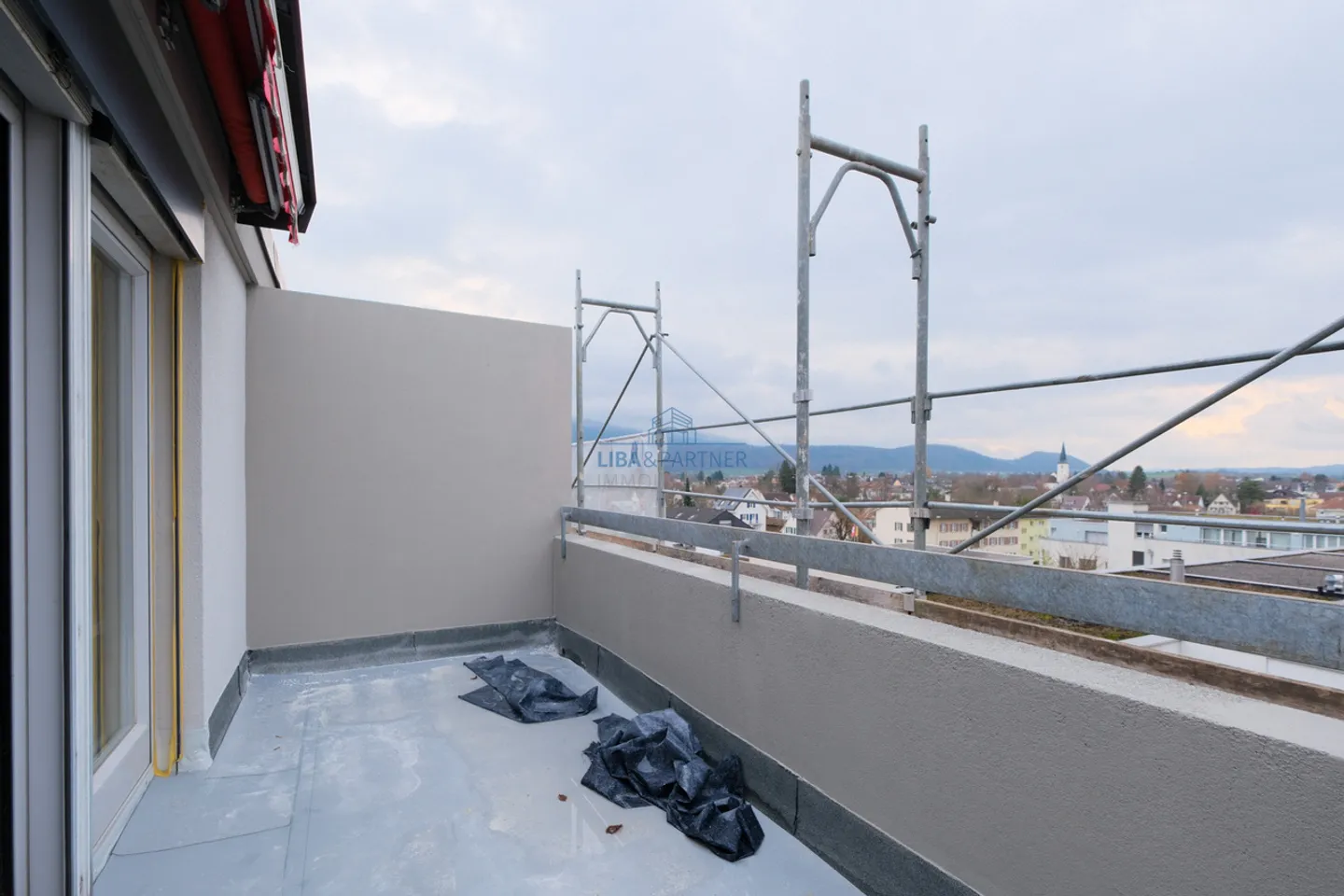 Attico-Maisonette: Vista Ampia, Tranquillità, Tre Aree Esterne Soleggiate - Foto 13 di 14